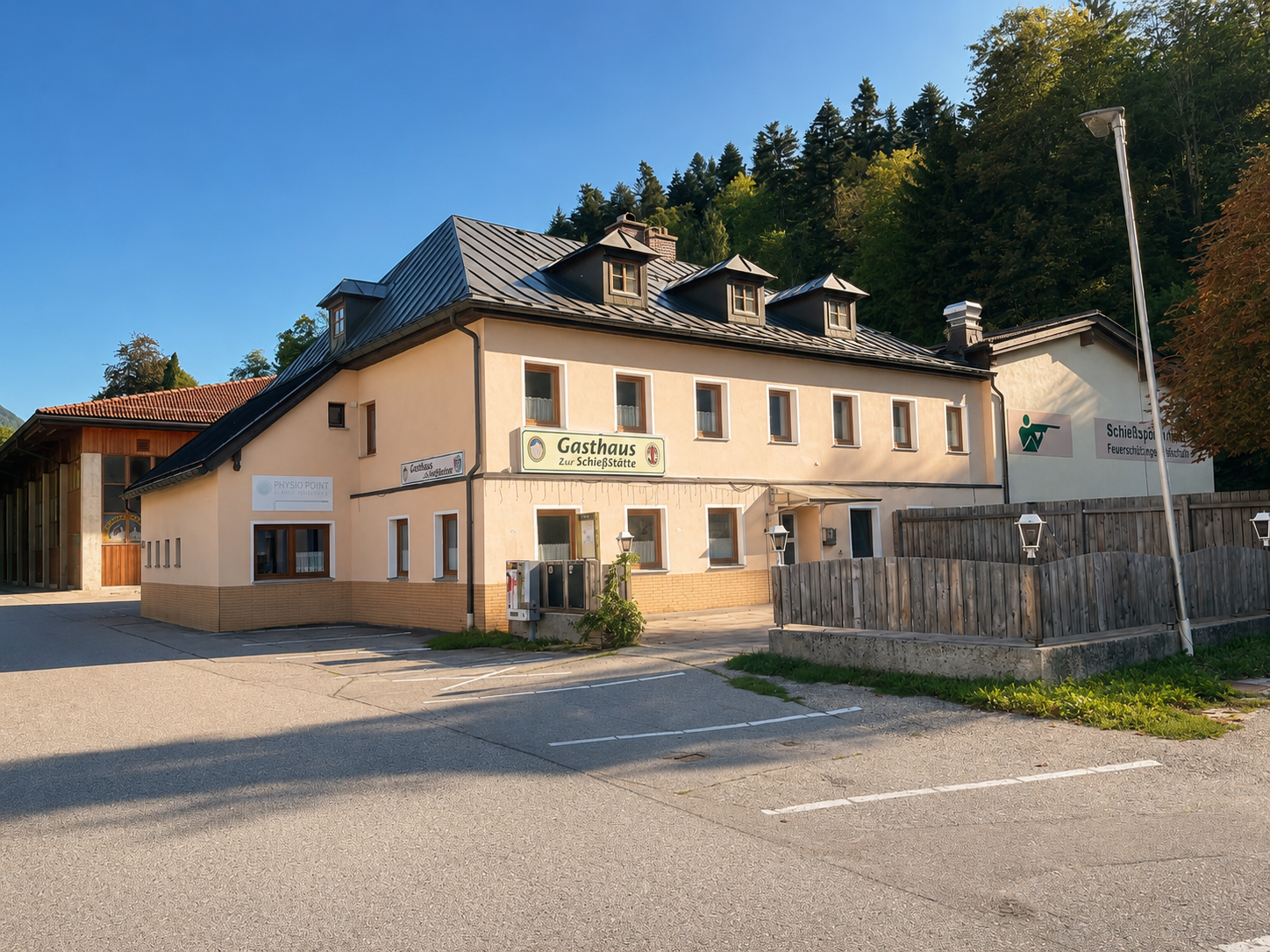Hotel kaufen pachten - Aussenansicht der Gaststätte.  - Gasthaus zur Schießstätte Berchtesgaden