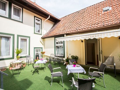 Hotel Immobilien - Betriebsart: Hotel Garni (ohne Restaurant) - Weserbergland, Harz ... - hotel zur pacht niedersachsen - Hotel Deutsches Haus 