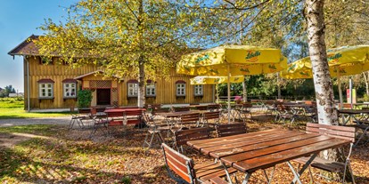 Hotel Immobilien - Betriebsart: Restaurant - Region Schwaben - Außenansicht mit Biergarten - Torfwirtschaft - Gastronomie/Vesperstüble/Bistro