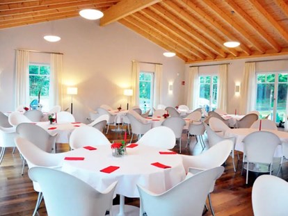 Hotel Immobilien - Golfclub Restaurant Brilon zu verpachten - Golfclub Gastronomie Im Sauerland Pachtangebot
