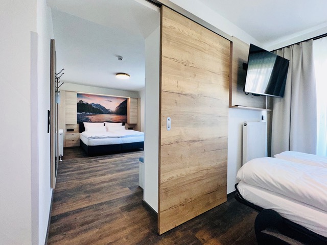Hotel kaufen pachten: Familienzimmer - Kernsaniertes Boutique-Hotel in Tirol – Naturparkregion Reutte, sofort betriebsbereit