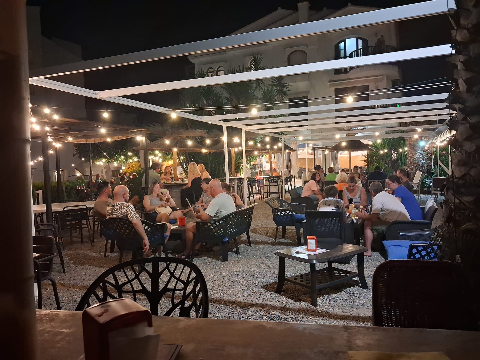 Gastronomie kaufen pachten: La Gavina, L'Escala, Costa Brava, funktionierendes Restaurant an erster Meereslinie