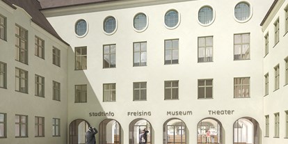 Hotel Immobilien - Pachten - Oberbayern - Gastronomieflächen zur Pacht in Freising - Gastronomie im historischen Asamgebäude in Freising zu verpachten