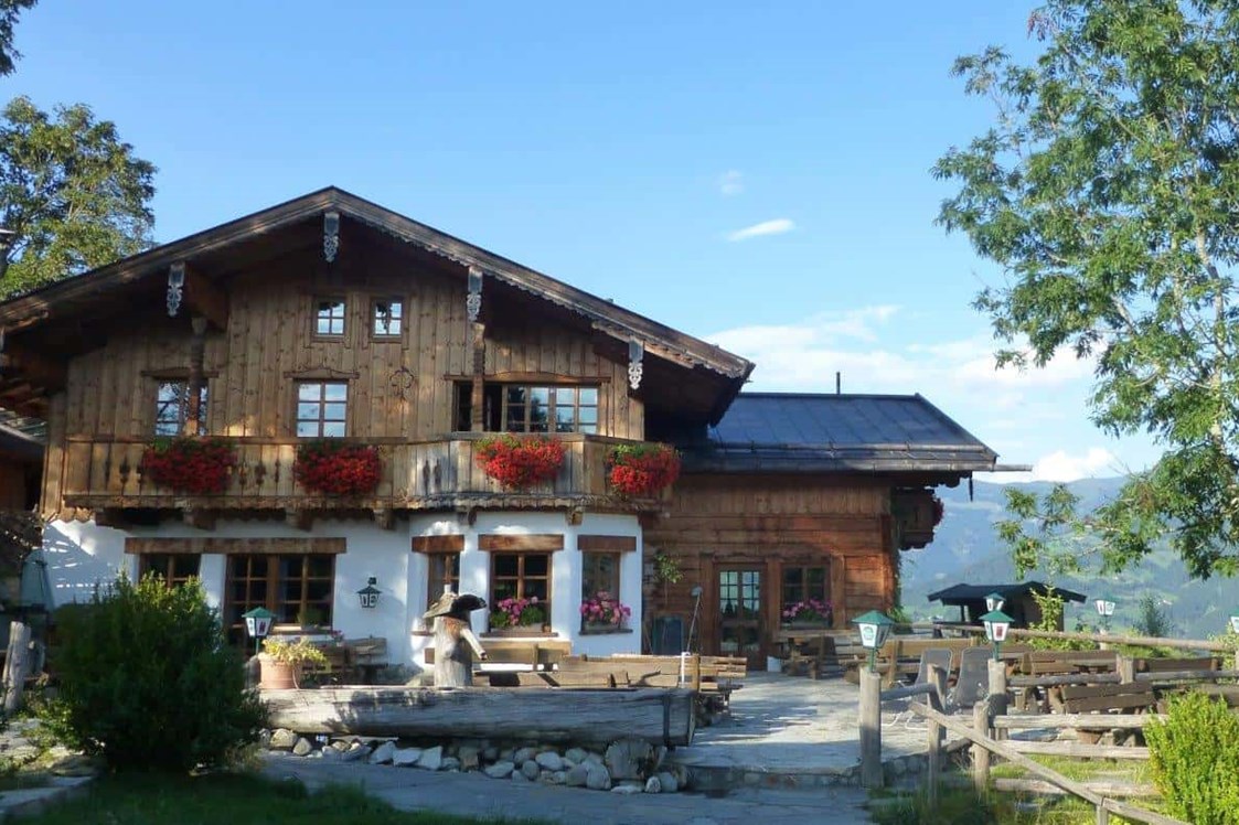 Gastronomie kaufen pachten: Schober Alm Zell am See - Aussichts-Gasthaus direkt an der Skipiste zu verpachten