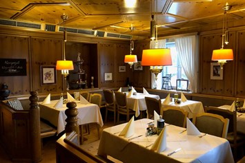 Gastronomie kaufen pachten: Hotelrestaurant zu verpachten, München - Erfolgreiches Restaurant in München neu zu verpachten - provisionsfrei!