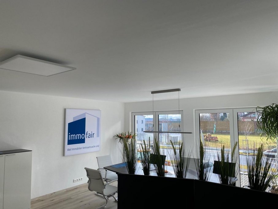 Gewerbeimmobilien: Wunderschönes Büro in unmittelbarer Nähe zu München Neubau Praxis Kanzlei 90qm hochwertig neuwertig