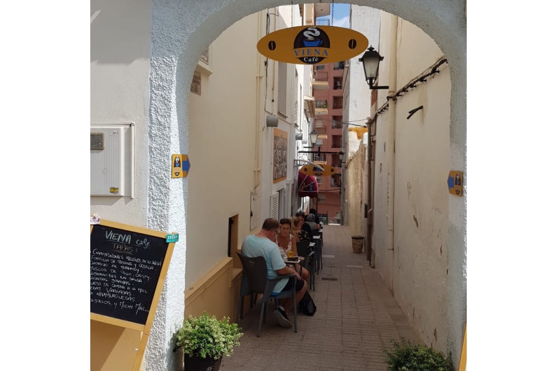 Gastronomie kaufen pachten: Entzückendes Lokal in CALPE/Meer, Costa Blanca Pacht/Mietkauf