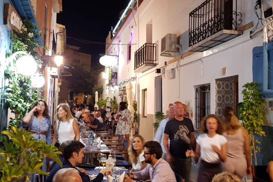 Gastronomie kaufen pachten: Entzückendes Lokal in CALPE/Meer, Costa Blanca Pacht/Mietkauf