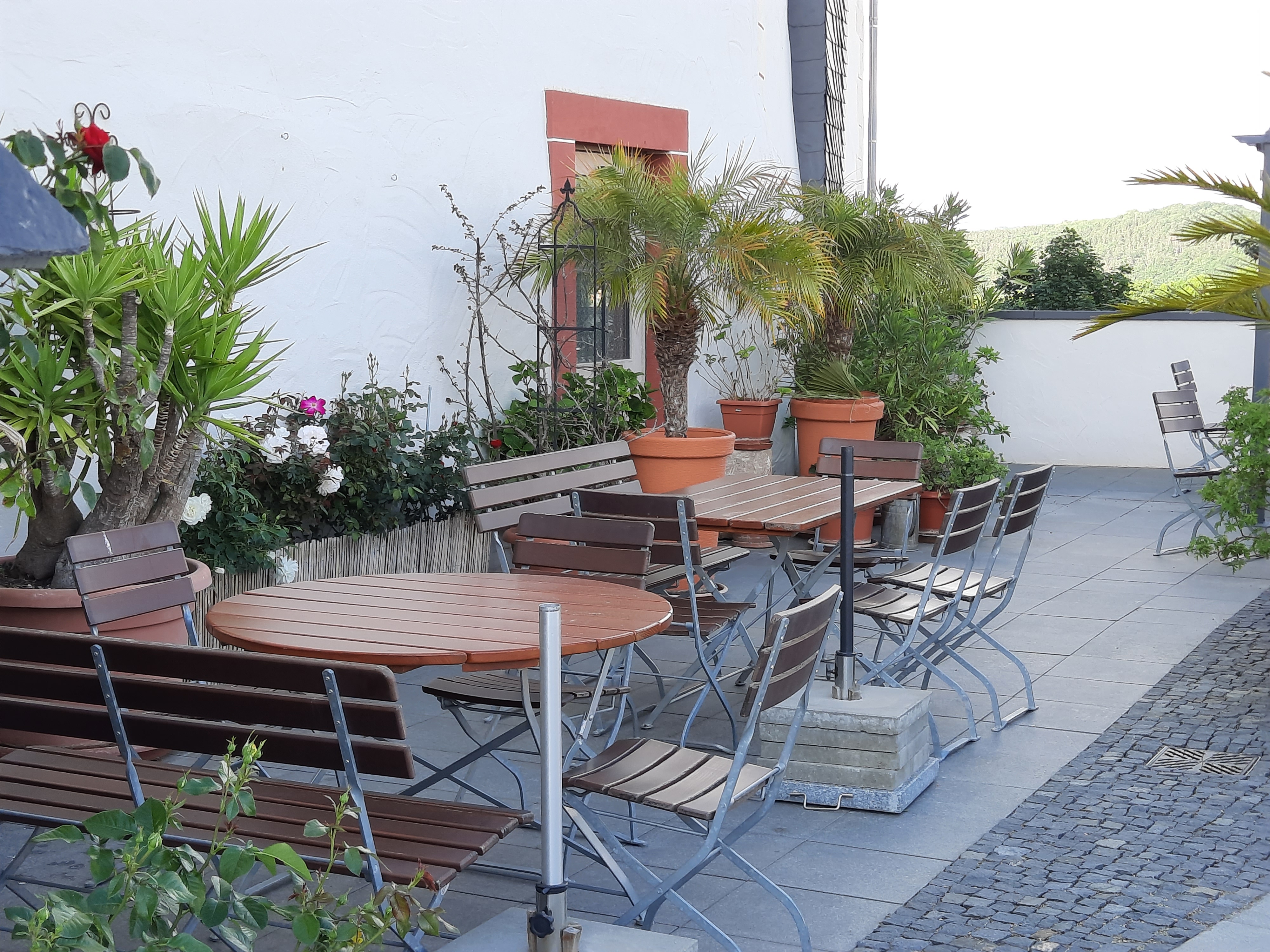 Hotel Immobilien - Landeszuordnung: Deutschland - Weida - Biergarten Kleine Wirtschaft - Kleine Wirtschaft Osterburg in Weida