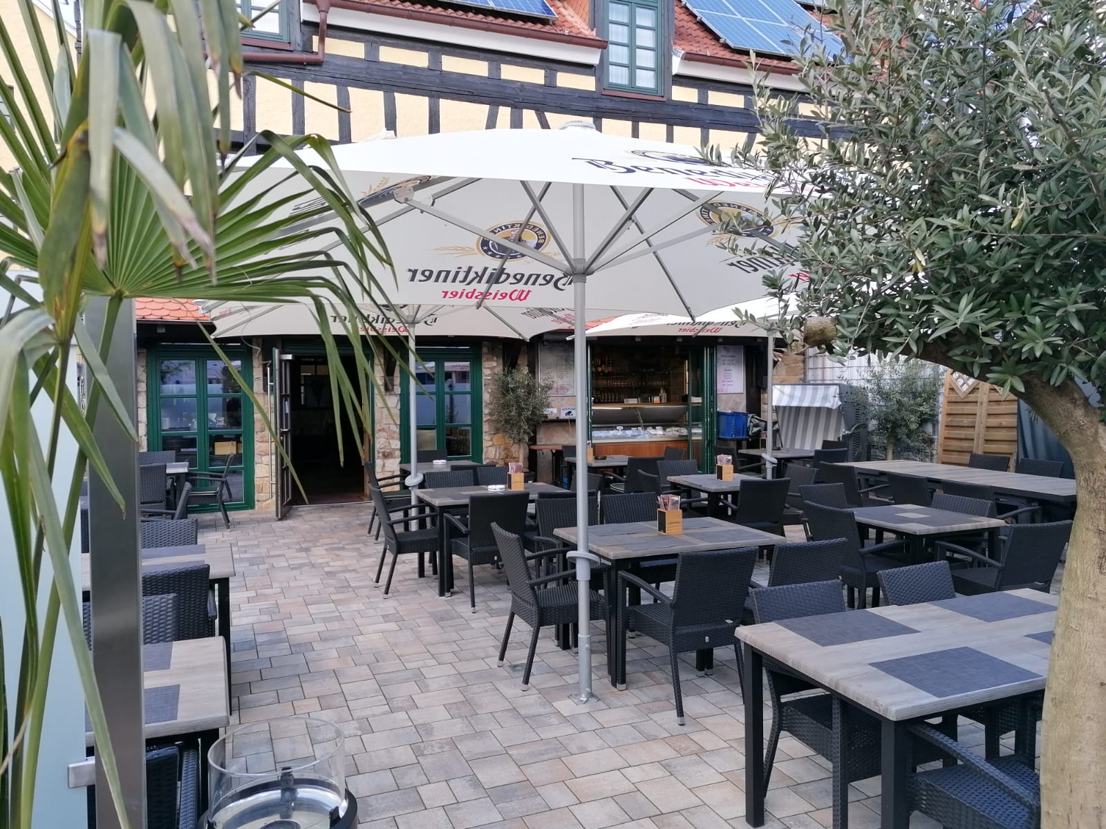 Gastronomie kaufen pachten: Verpachtung: Voll ausgestattete Gastro-Immobilie in Nieder-Erlenbach