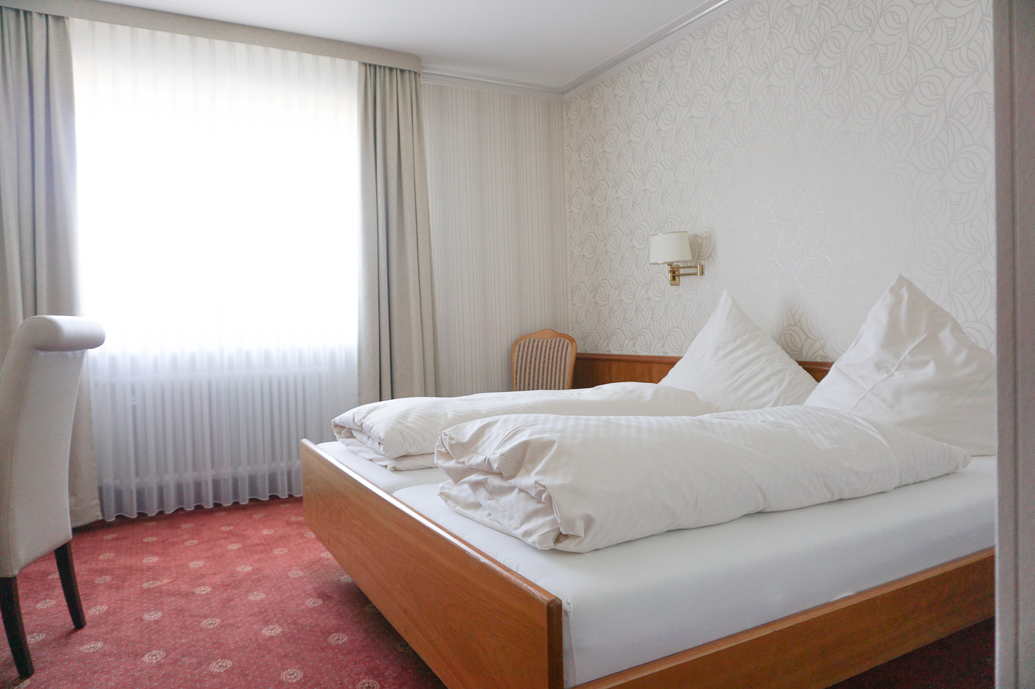 Hotel Immobilien - Deutschland - Doppelzimmer, Einzelzimmer oder Familienzimmer - Gastro-Hotel-Immobilie in toller Lage