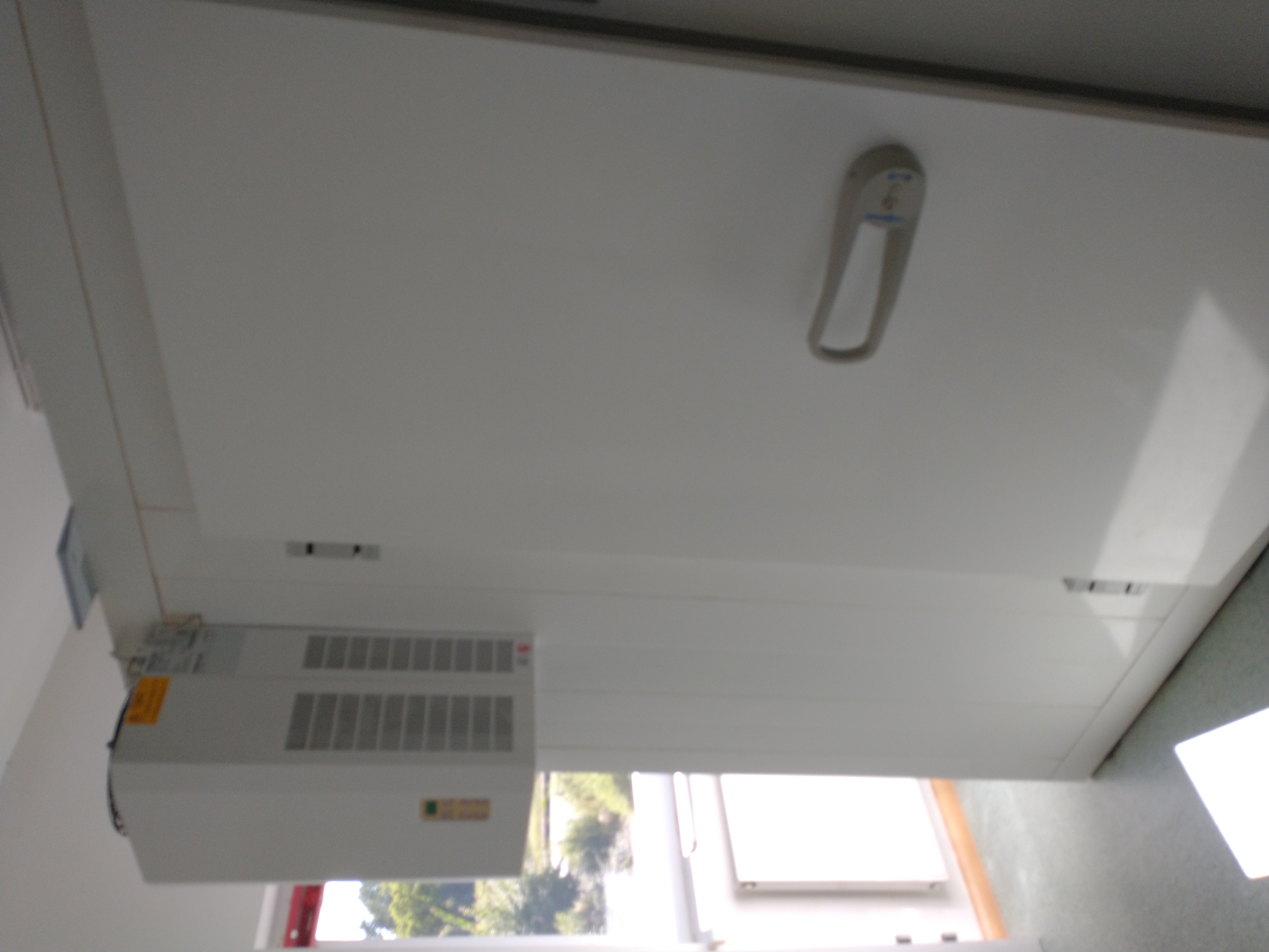 Hotel Immobilien - Deutschland - Kühlzelle im Lagerraum - Neuverpachtung Gaststätte mit Kiosk im Freibad Pausa 