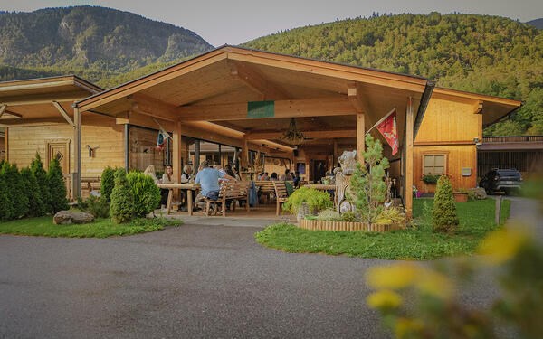 Gastronomie kaufen pachten: Cafe in  Tirol  zu verpachten - Cafe Bärig im Gartendorf Tirol - Neuverpachtung