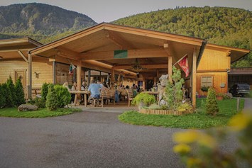 Gastronomie kaufen pachten: Cafe in  Tirol  zu verpachten - Cafe Bärig im Gartendorf Tirol - Neuverpachtung