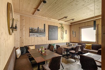Gastronomie kaufen pachten: Cafe Tirol - Neuverpachtung  - Cafe Bärig im Gartendorf Tirol - Neuverpachtung
