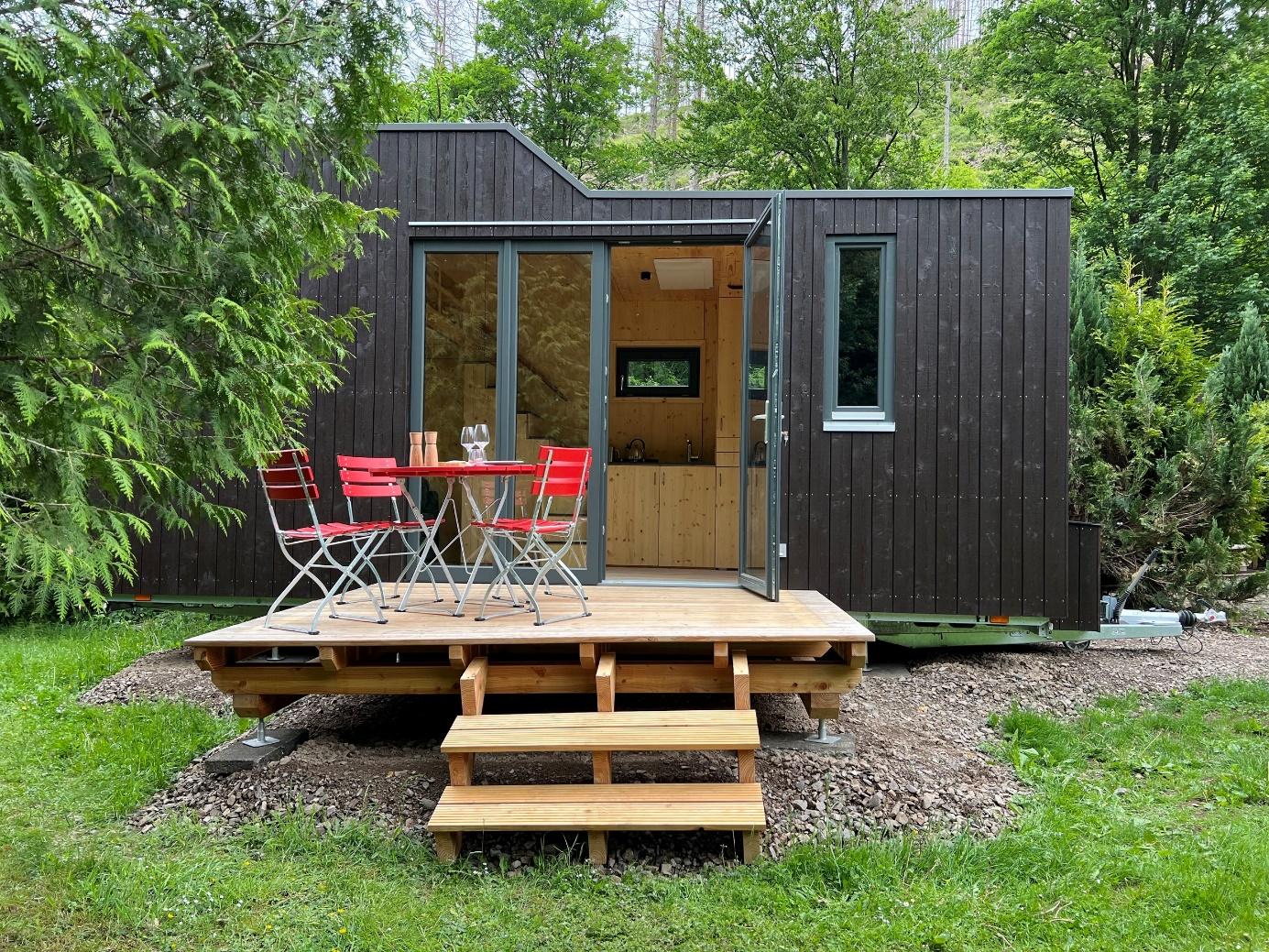 Gastronomie kaufen pachten: Bespiel Tinyhouse aus dem Tinyhouse Dorf - Gasthaus Besenkammer