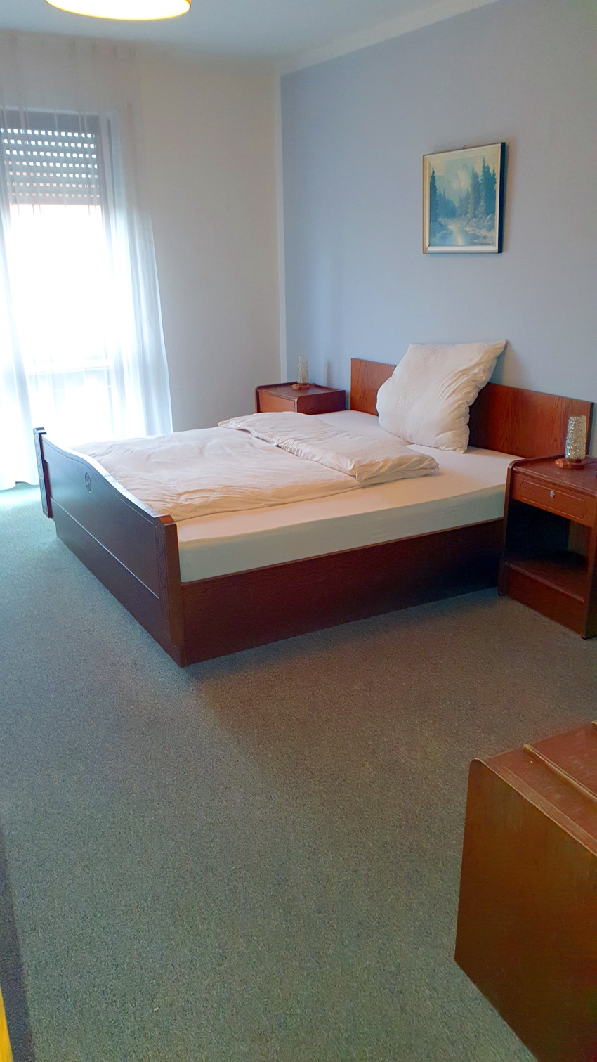 Hotel Immobilien - Betriebsart: Cafe - Gasthaus mit Gästezimmer pachten - Gastronomiebetrieb mit Pächterwohnungen und Gästezimmer zu verpachten 