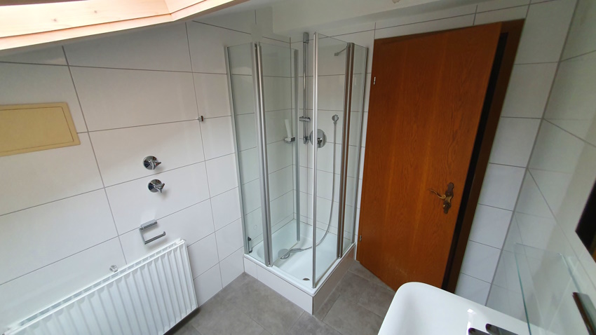 Hotel Immobilien - Betriebsart: Cafe - Hotel Garni pachten - Gastronomiebetrieb mit Pächterwohnungen und Gästezimmer zu verpachten 