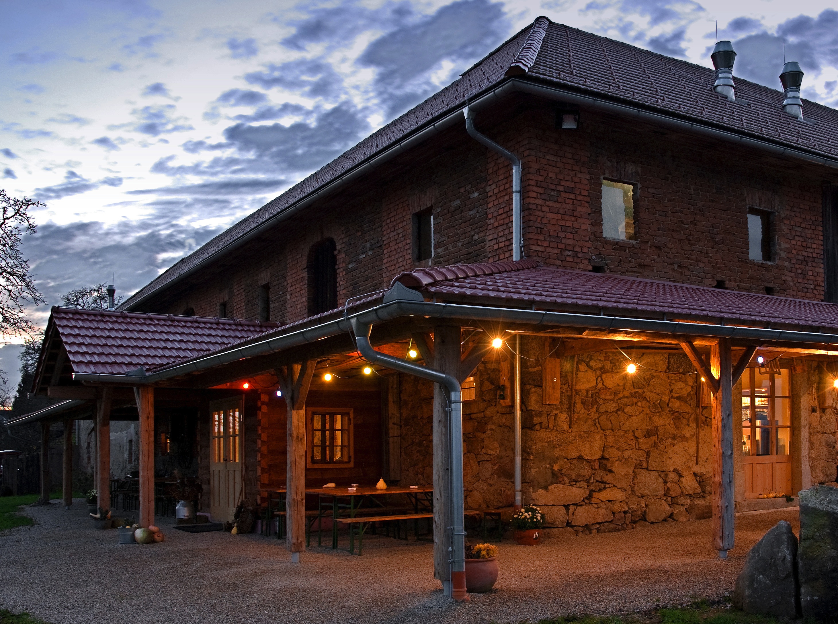 Gastronomie kaufen pachten: PETERLEHNER Hofschank & Hofbrauerei am Goasberg