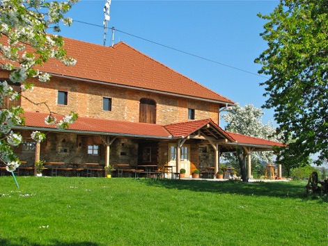 Gastronomie kaufen pachten: PETERLEHNER Hofschank & Hofbrauerei am Goasberg
